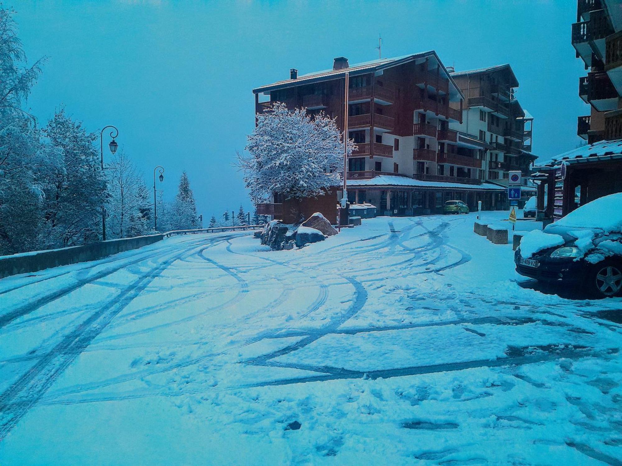 Magnifique Studio Au Pied Du Telecabine D'Arrondaz Et Des Pistes De Ski Modane Buitenkant foto